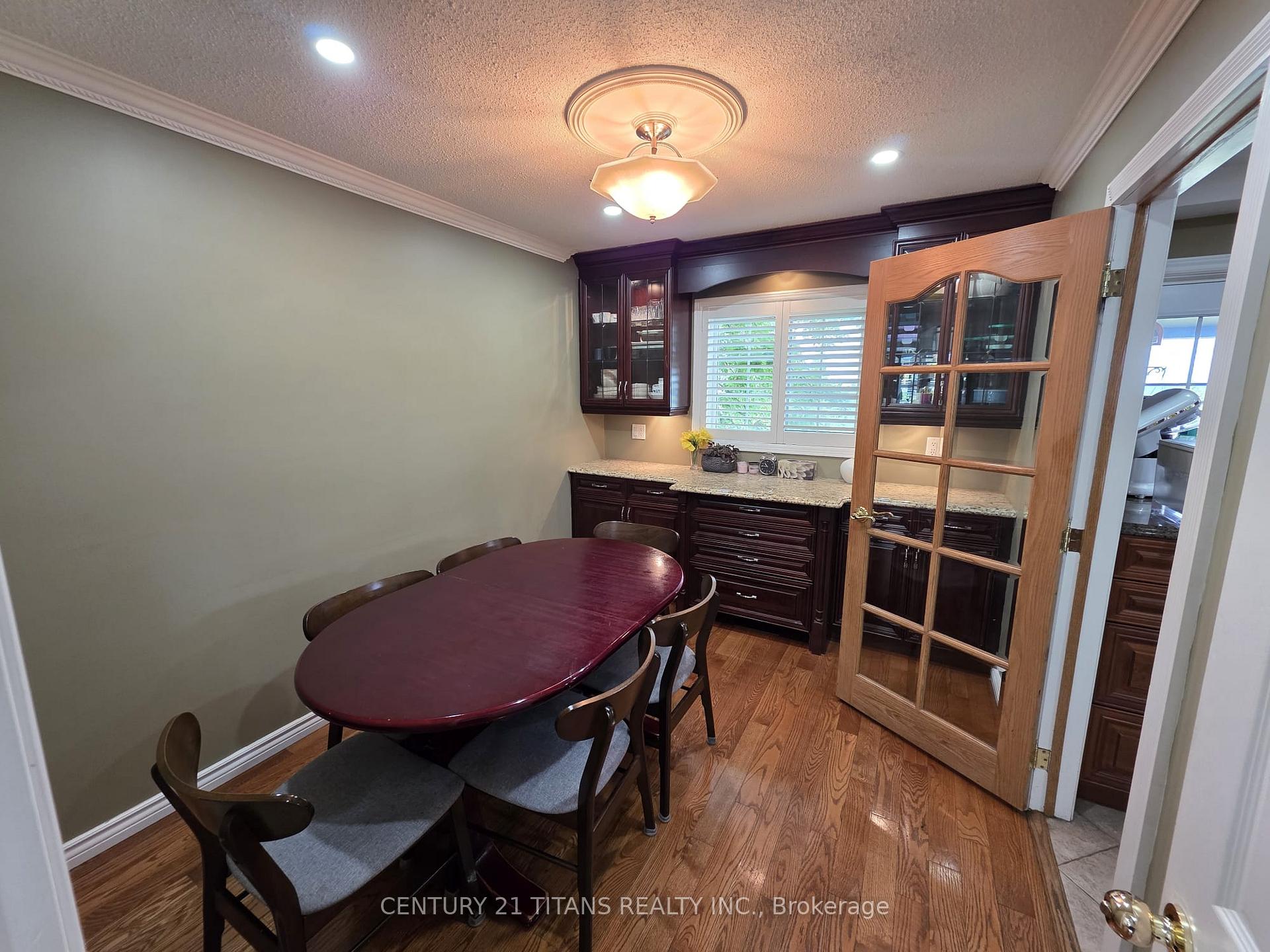 Photo 7 of 154 Melissa Crescent, Whitby, Blue Grass Meadows — HOMEH