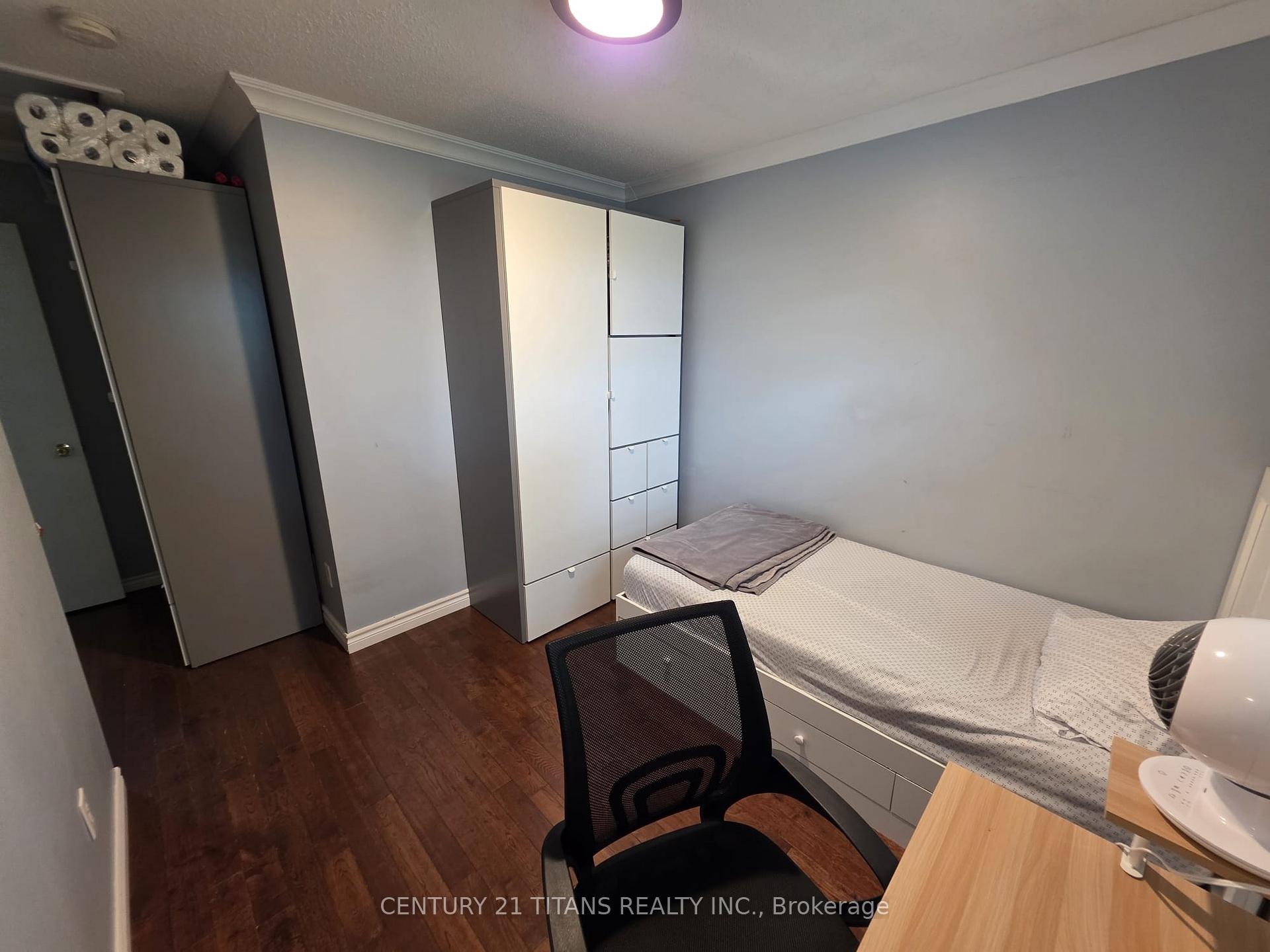 Photo 17 of 154 Melissa Crescent, Whitby, Blue Grass Meadows — HOMEH