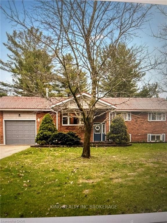Front of 163 Oxbow Park Drive