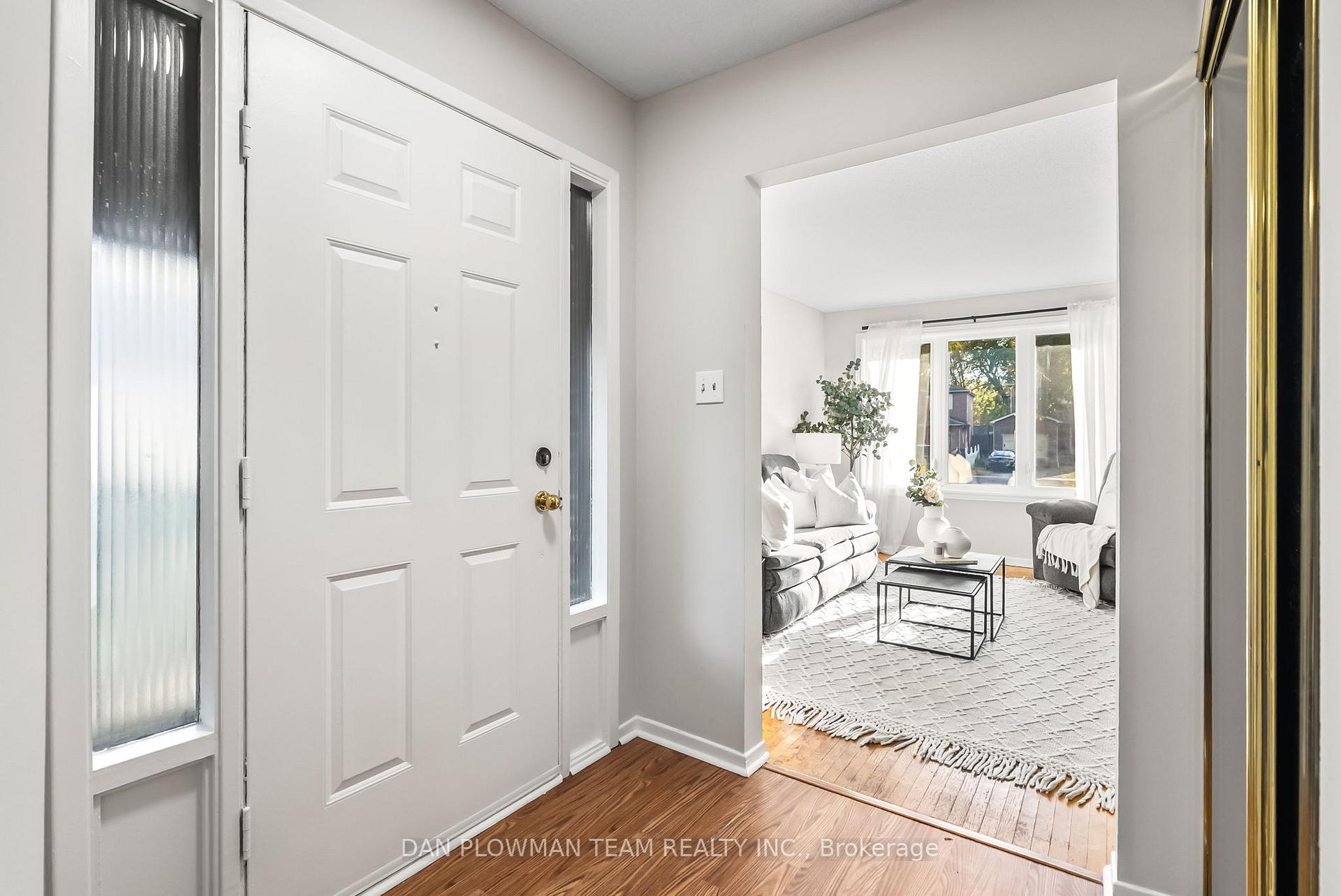Photo 5 of 33 Delaney Drive, Ajax, Central West — HOMEH