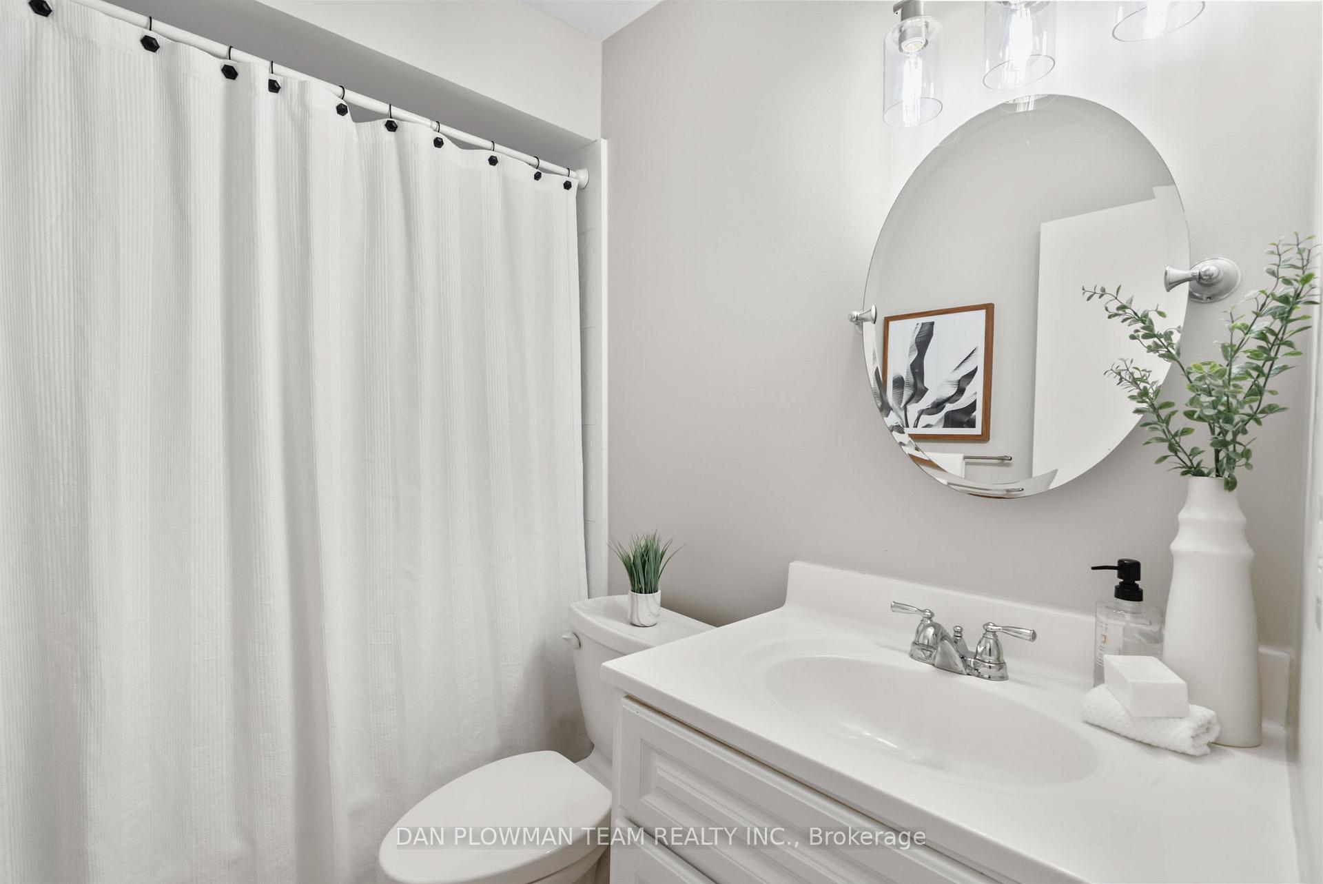Photo 14 of 33 Delaney Drive, Ajax, Central West — HOMEH