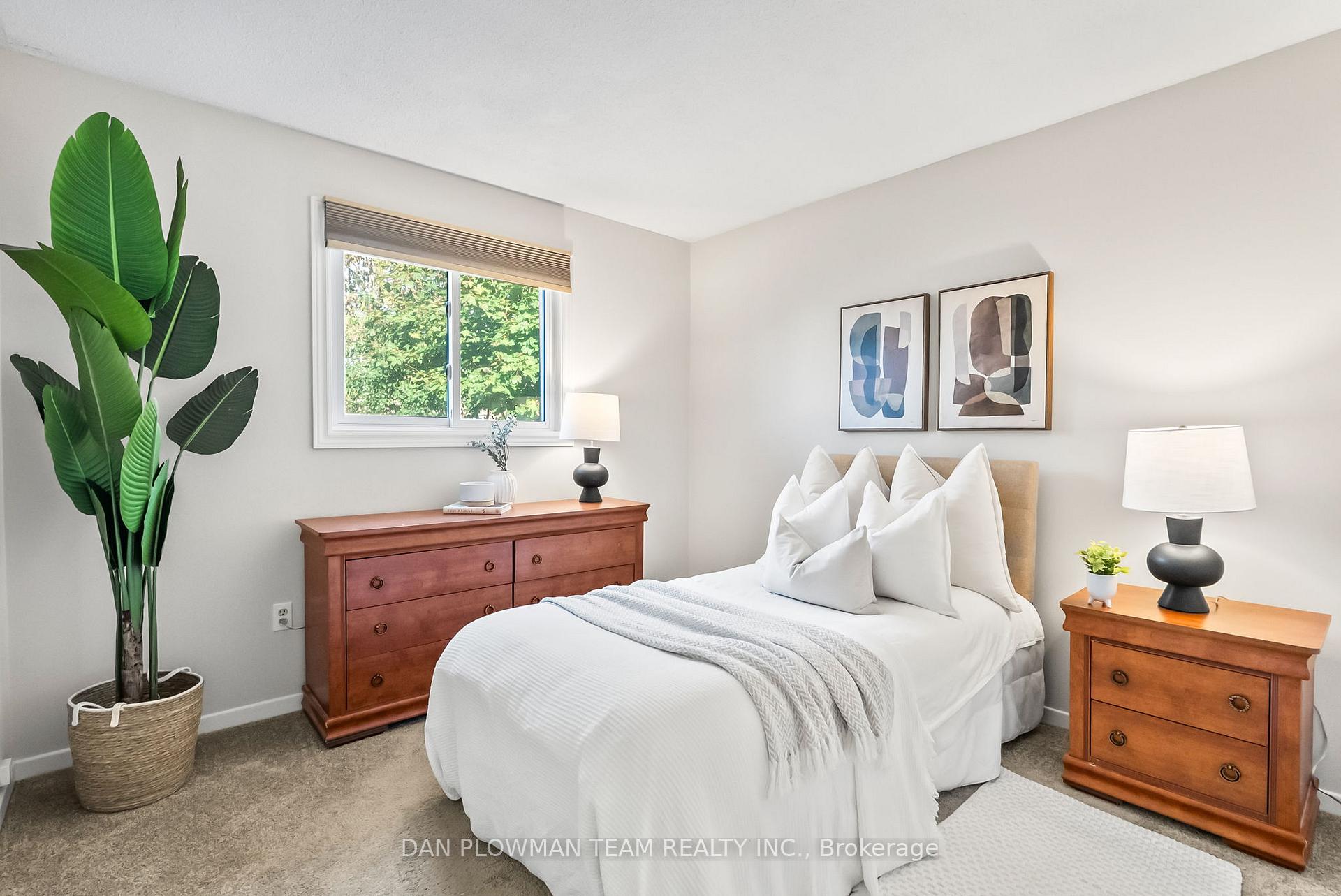 Photo 16 of 33 Delaney Drive, Ajax, Central West — HOMEH