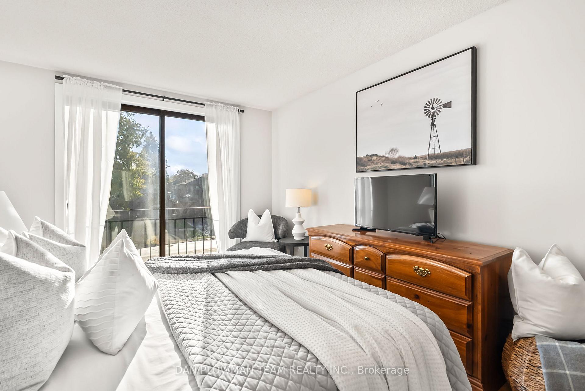 Photo 19 of 33 Delaney Drive, Ajax, Central West — HOMEH