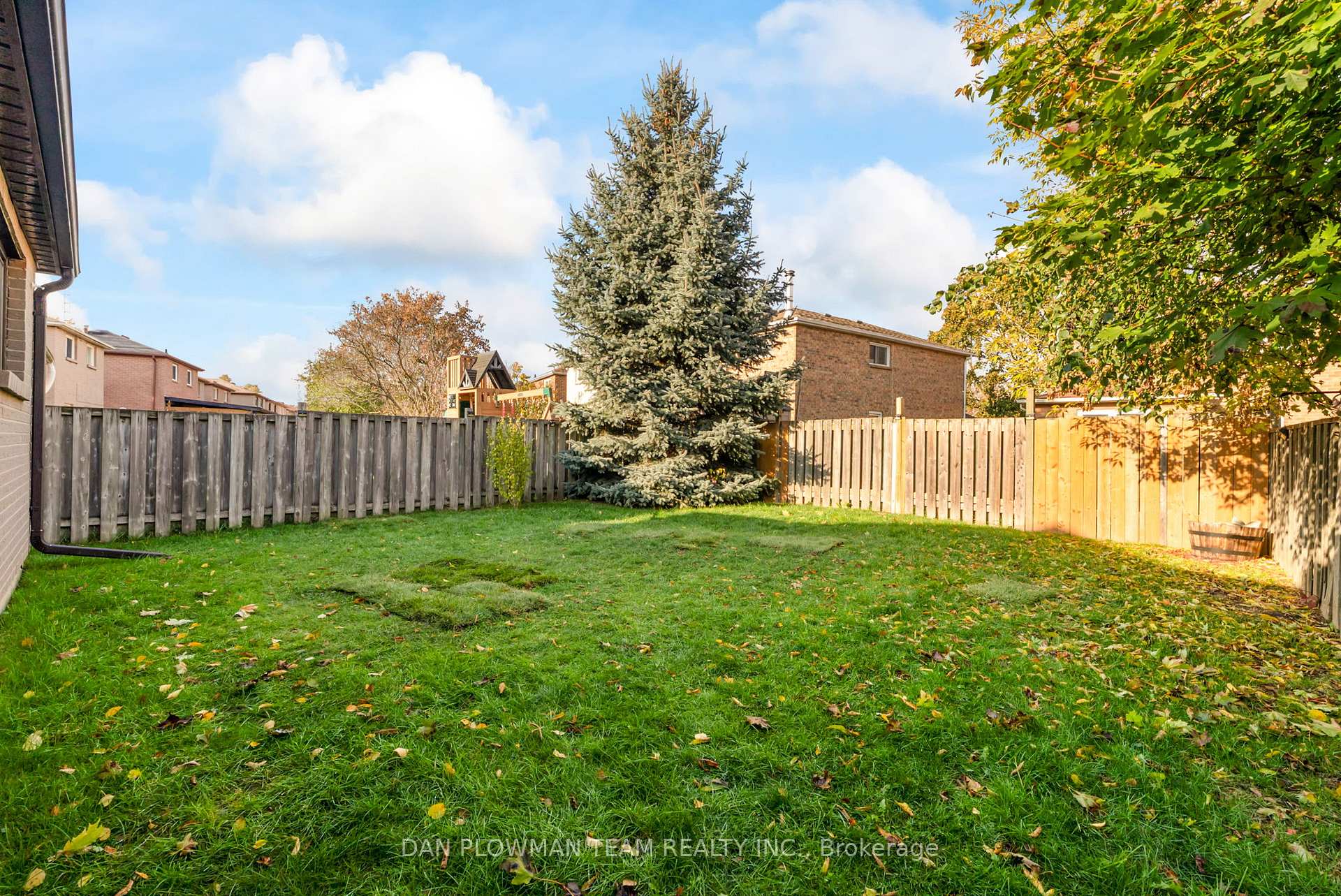 Photo 38 of 33 Delaney Drive, Ajax, Central West — HOMEH