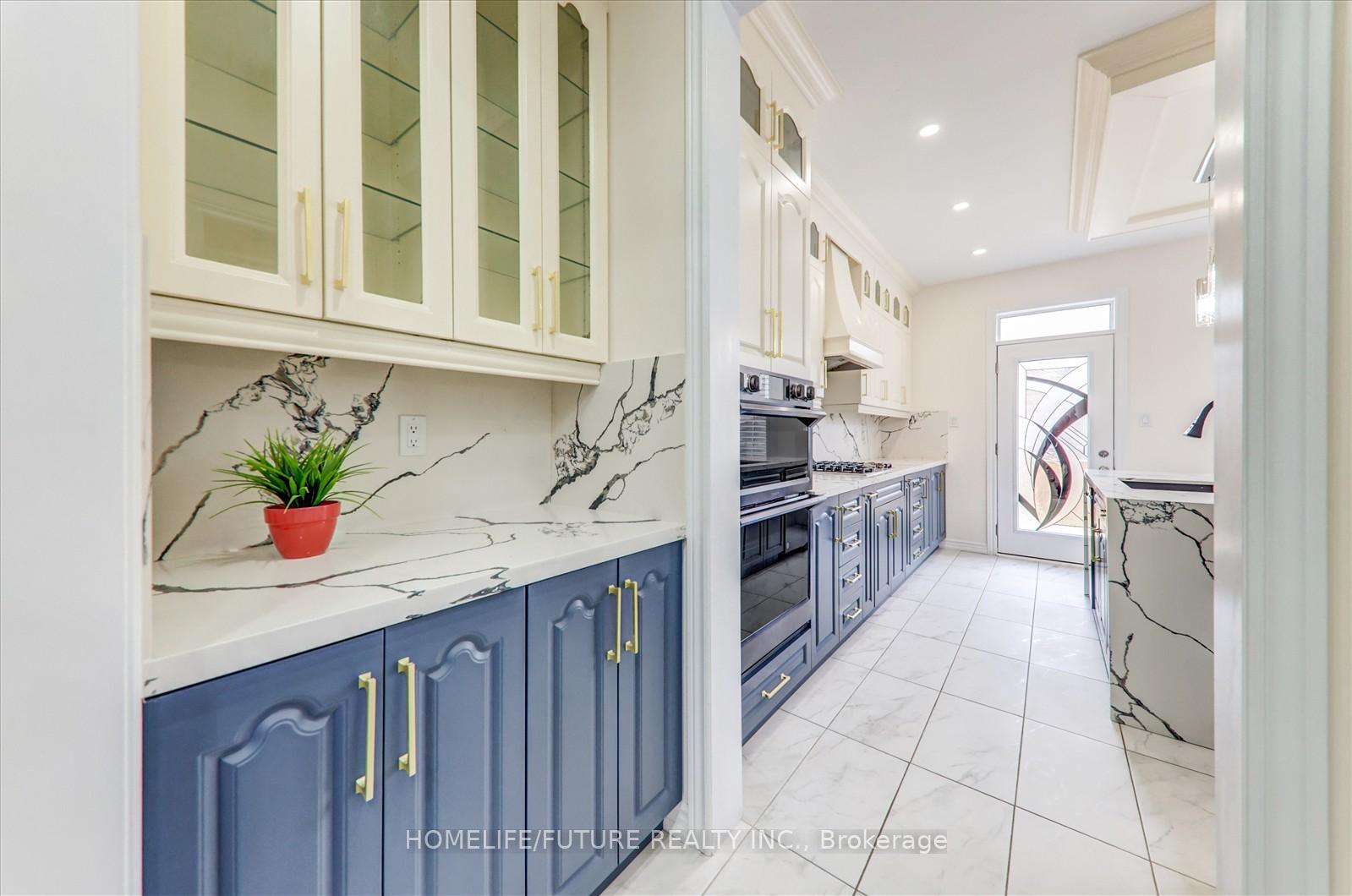 Photo 10 of 64 Swordfish Drive, Whitby, Lynde Creek — HOMEH