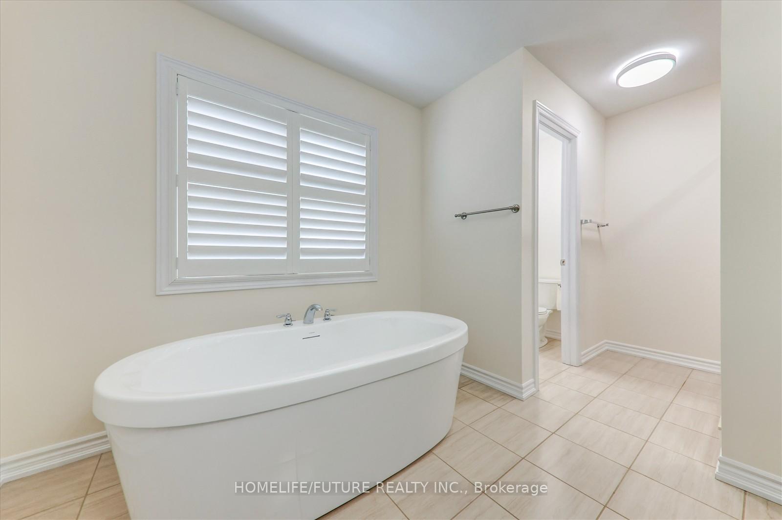 Photo 26 of 64 Swordfish Drive, Whitby, Lynde Creek — HOMEH