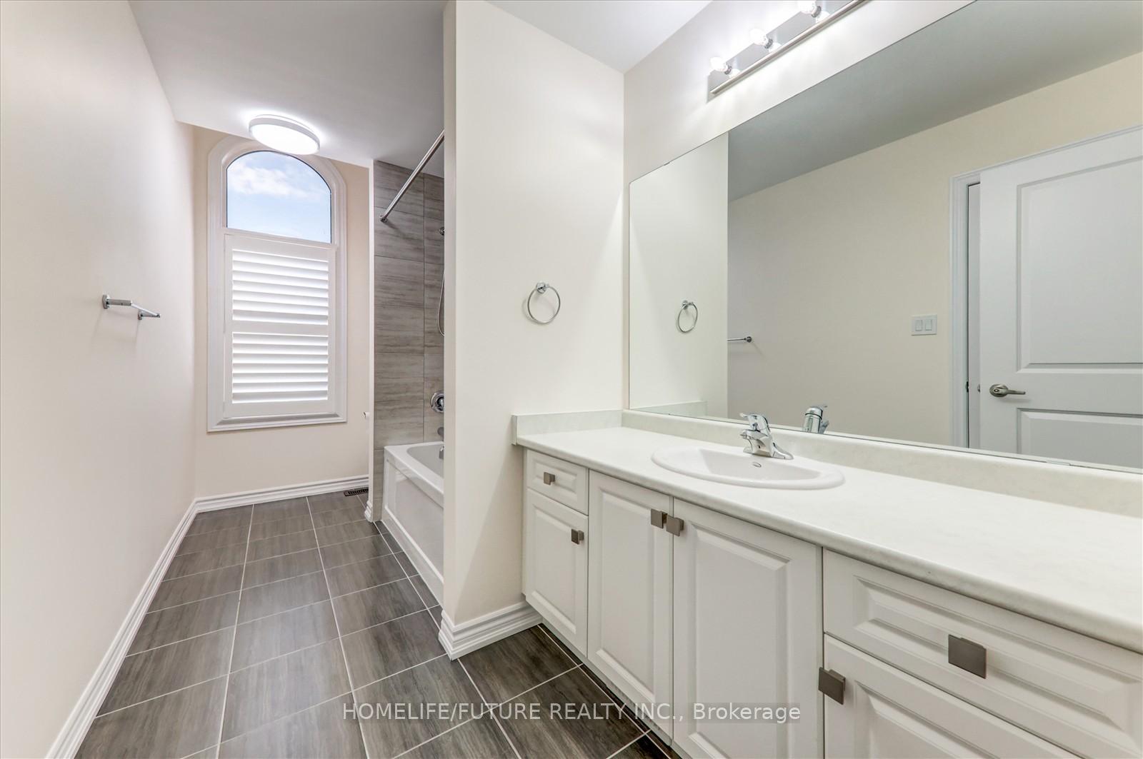 Photo 35 of 64 Swordfish Drive, Whitby, Lynde Creek — HOMEH