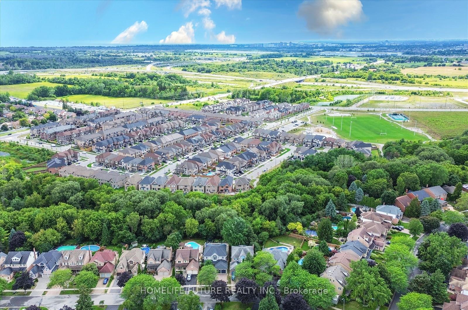 Photo 40 of 64 Swordfish Drive, Whitby, Lynde Creek — HOMEH