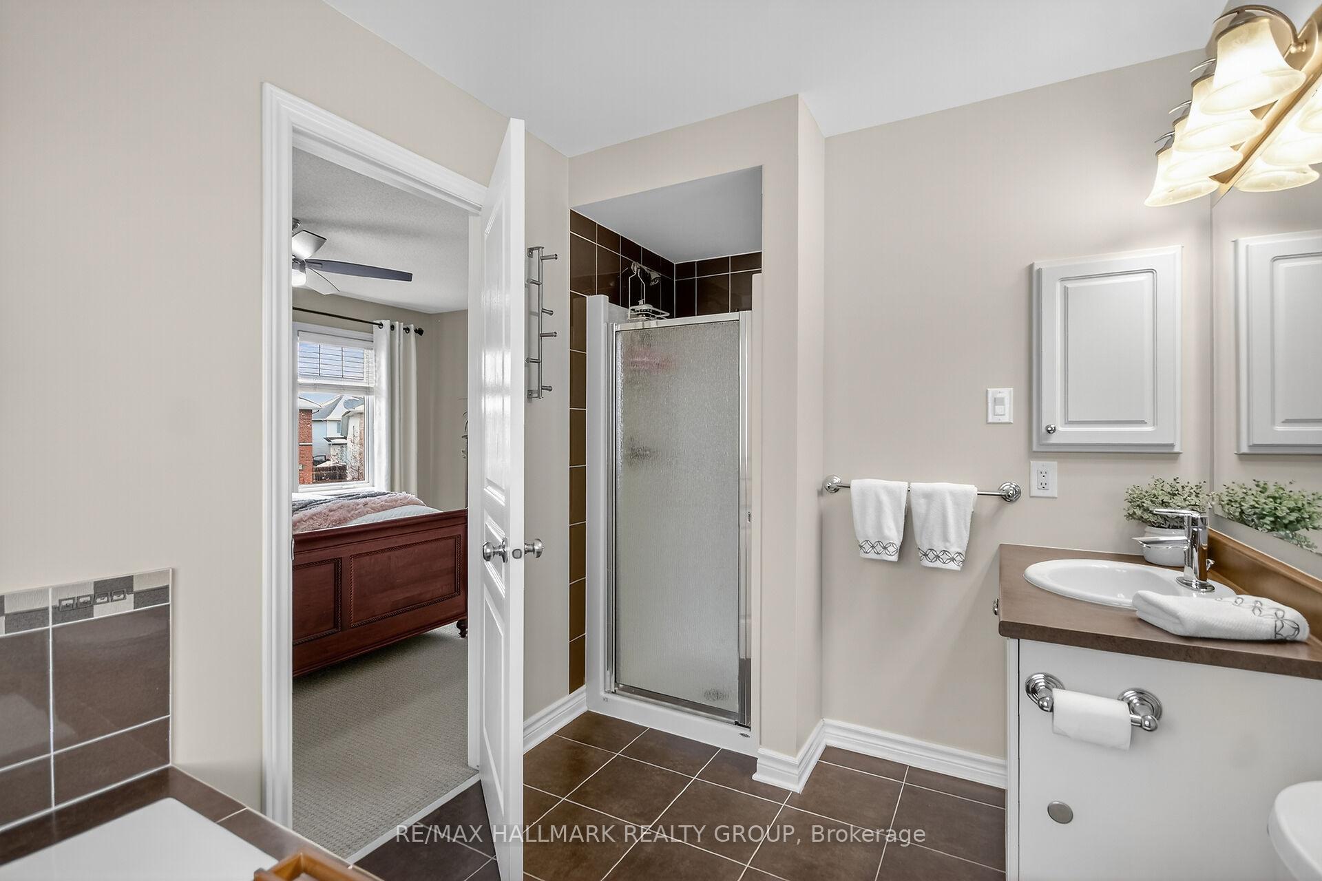 Photo 32 of 668 Bowercrest Crescent, Ottawa, Riverside South/Gloucester Glen — HOMEH