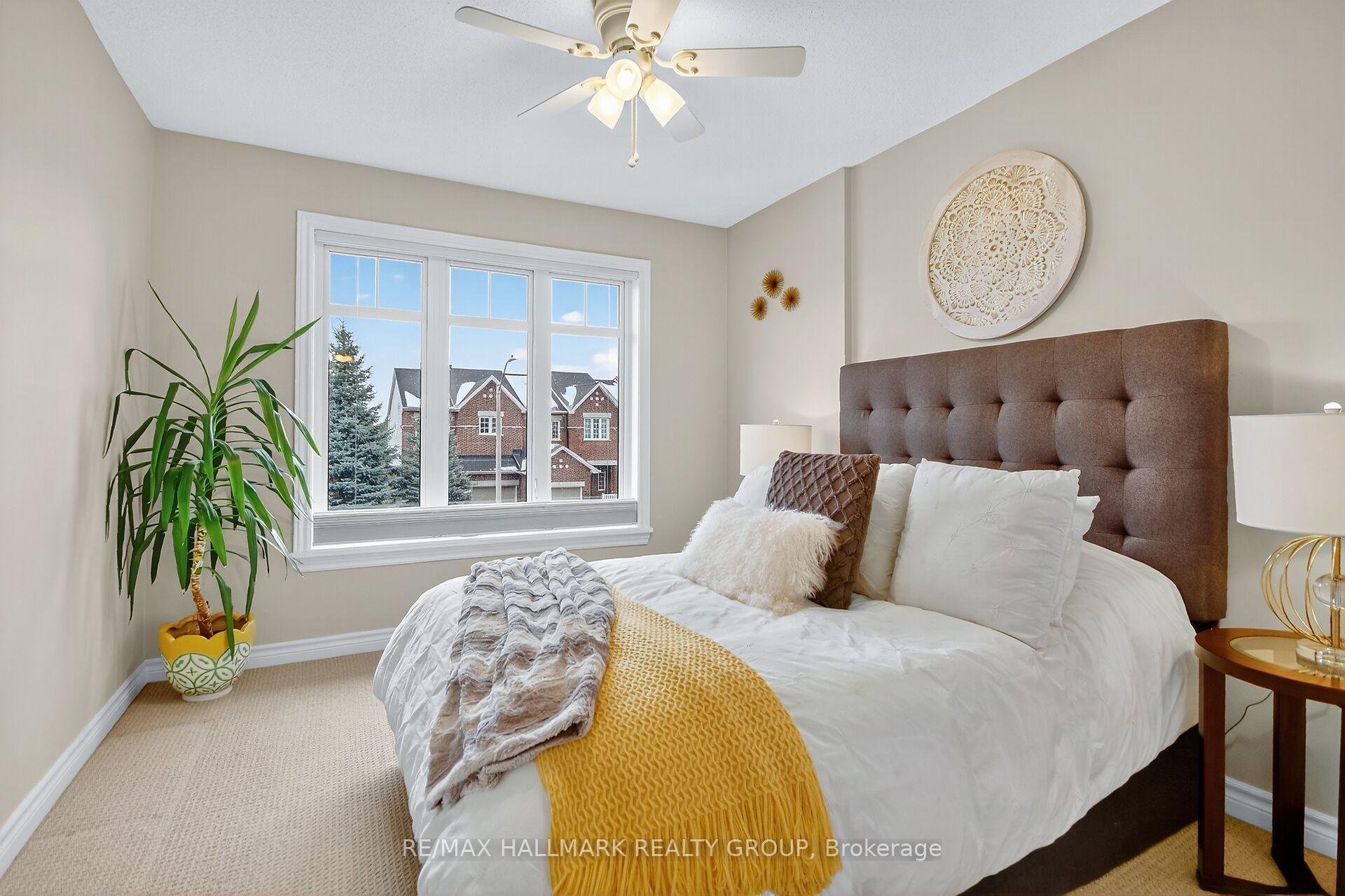 Photo 33 of 668 Bowercrest Crescent, Ottawa, Riverside South/Gloucester Glen — HOMEH
