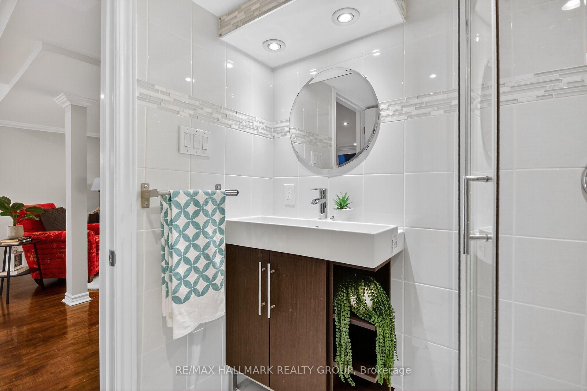 Photo 40 of 668 Bowercrest Crescent, Ottawa, Riverside South/Gloucester Glen — HOMEH