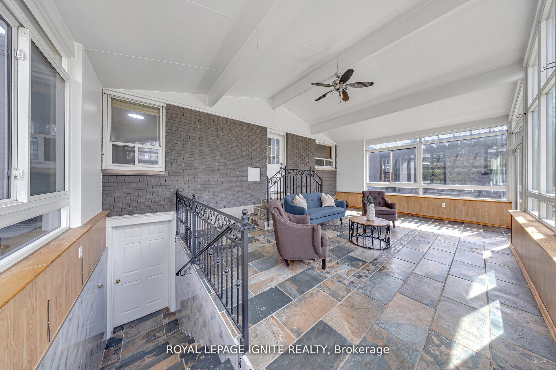 Photo 16 of 806 Henry Street, Whitby, Downtown Whitby — HOMEH