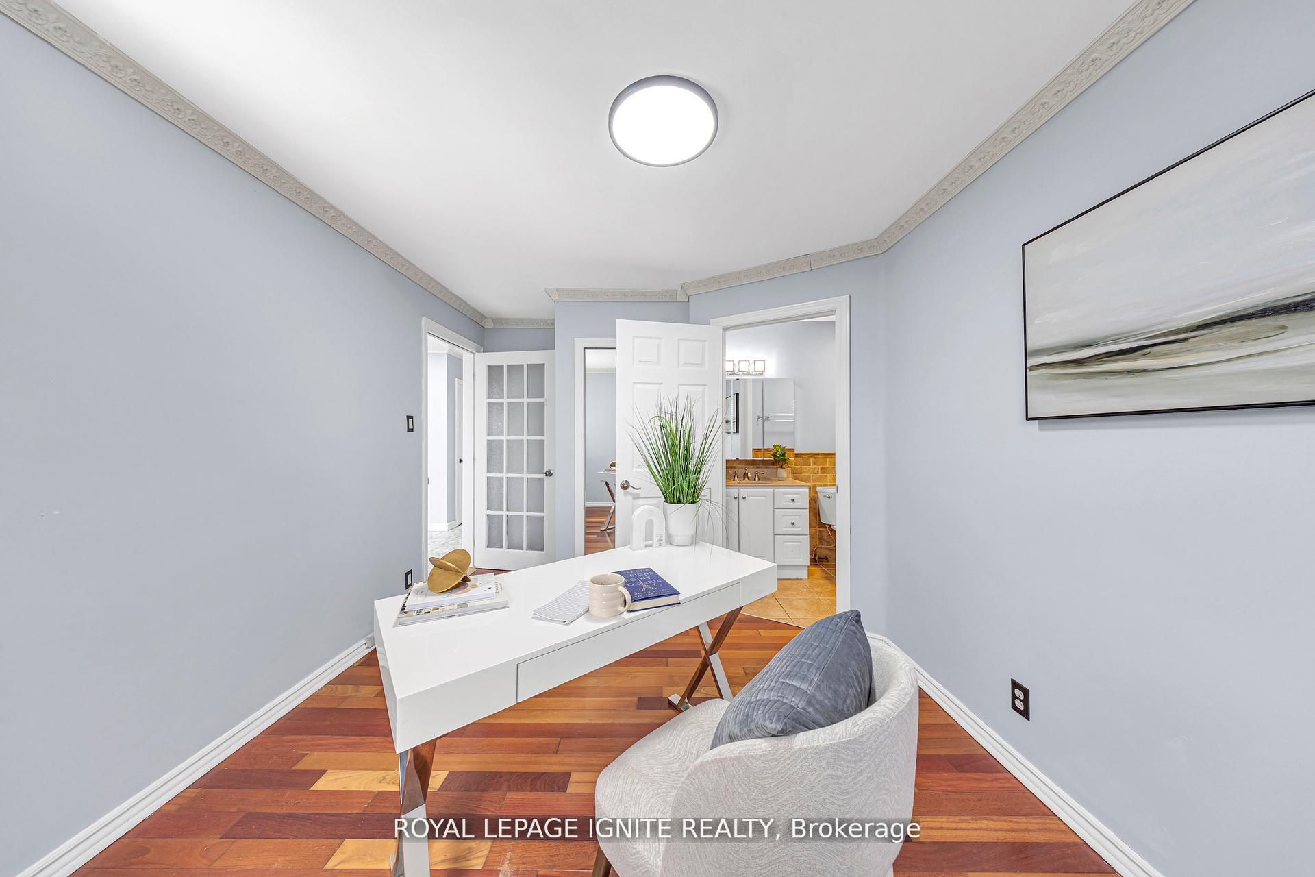 Photo 26 of 806 Henry Street, Whitby, Downtown Whitby — HOMEH