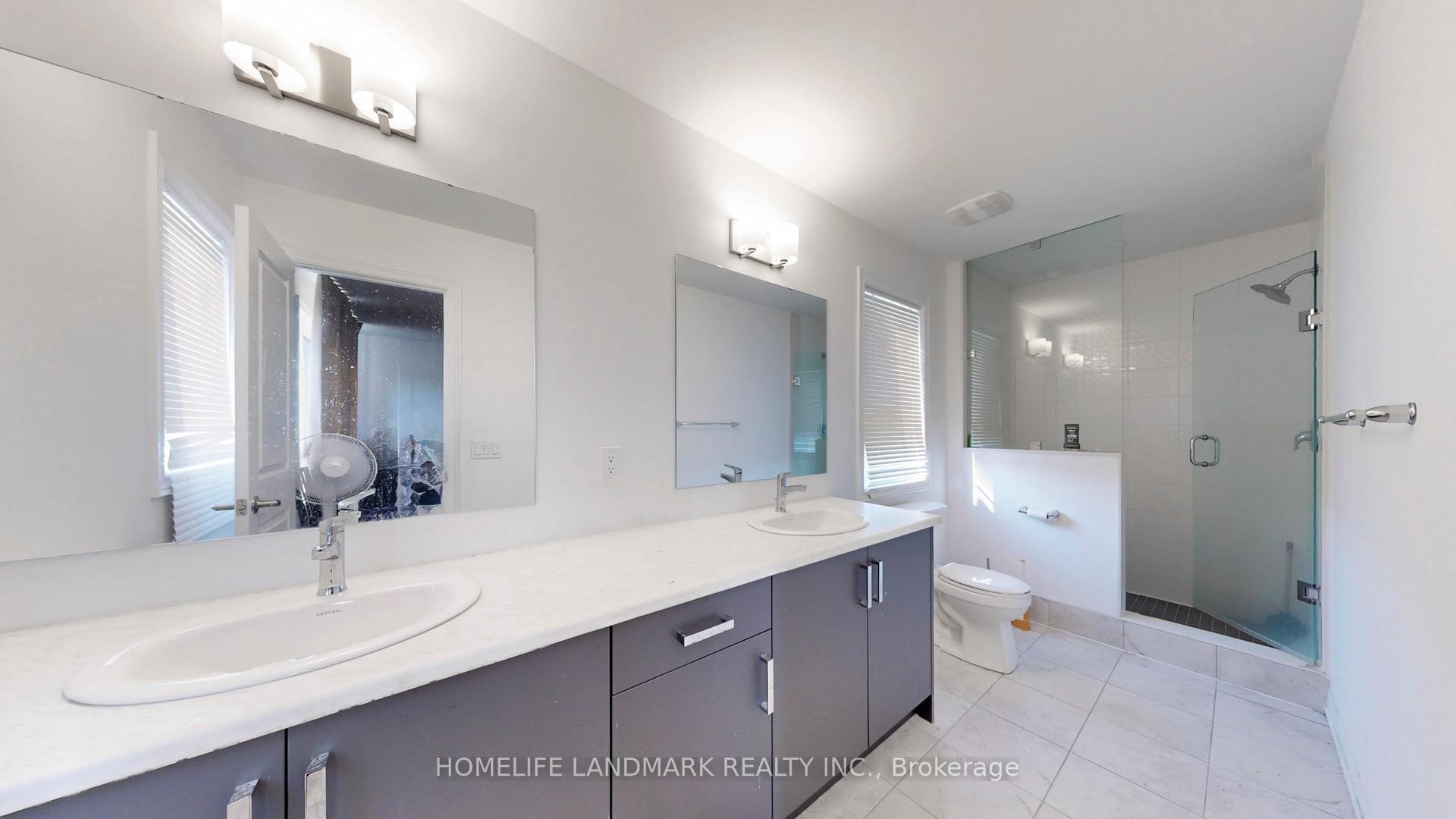 Photo 23 of 28 Sorbara Way, Whitby, Brooklin — HOMEH