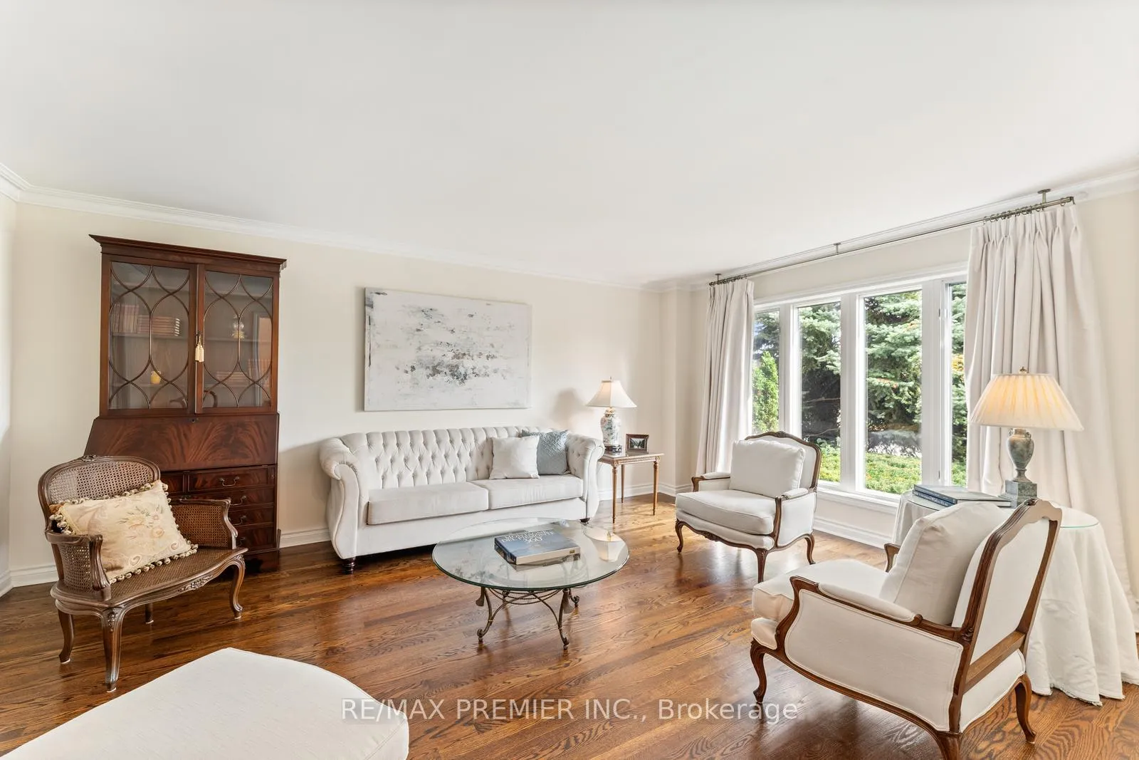 Photo 7 of 82 Jules Avenue, Vaughan, East Woodbridge — HOMEH