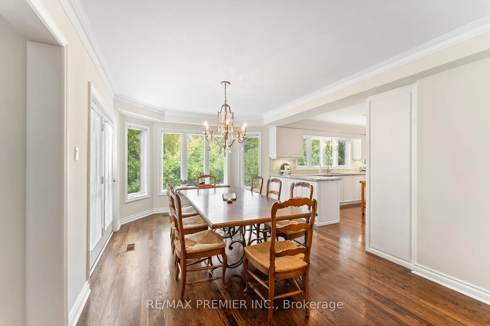 Photo 11 of 82 Jules Avenue, Vaughan, East Woodbridge — HOMEH
