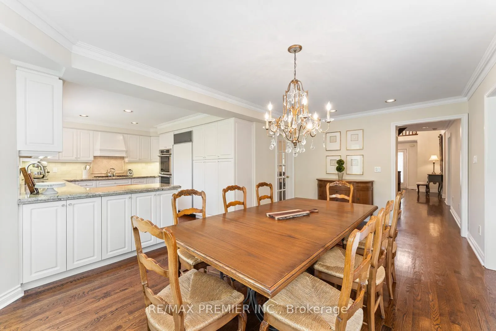 Photo 12 of 82 Jules Avenue, Vaughan, East Woodbridge — HOMEH