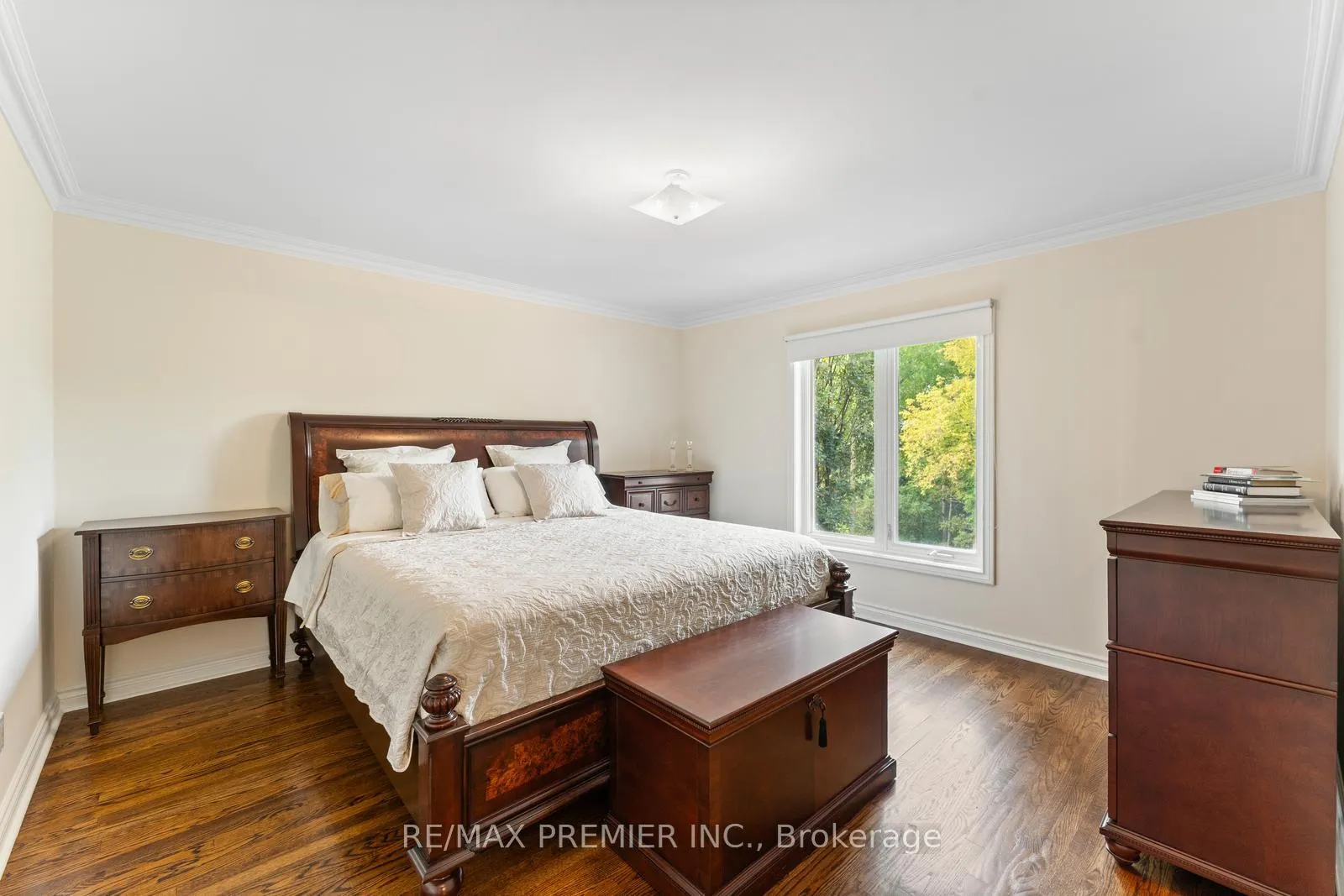 Photo 32 of 82 Jules Avenue, Vaughan, East Woodbridge — HOMEH