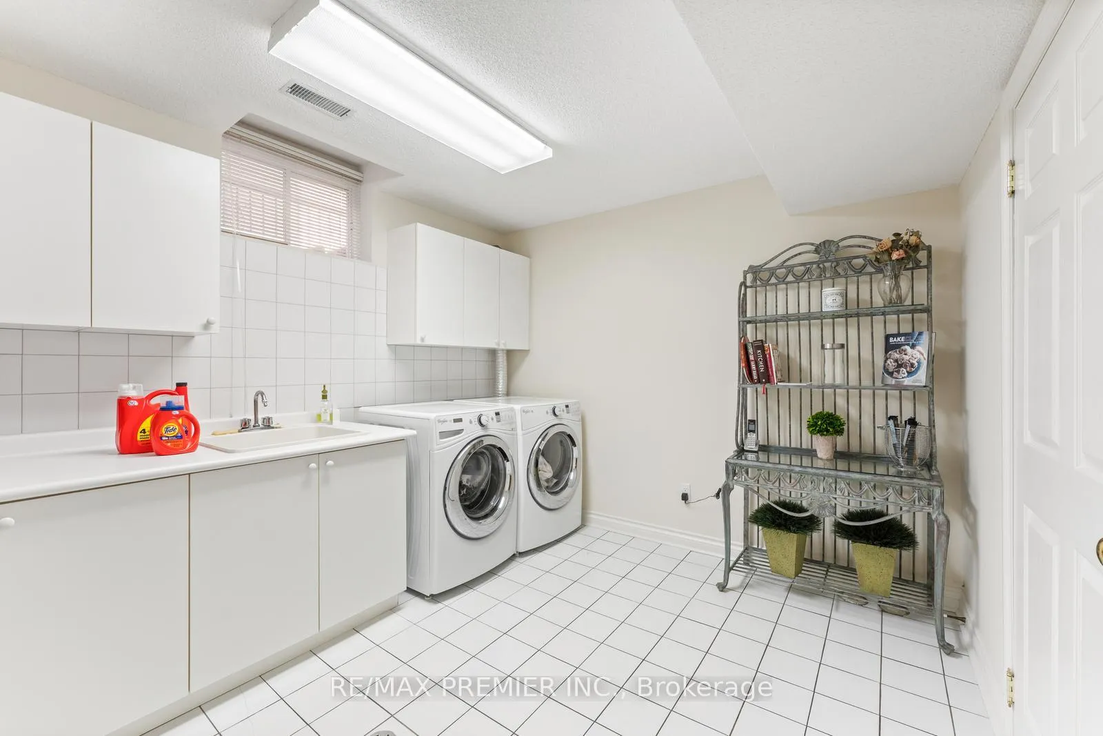 Photo 40 of 82 Jules Avenue, Vaughan, East Woodbridge — HOMEH