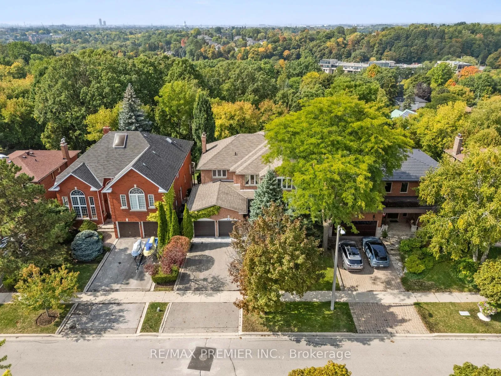 Photo 45 of 82 Jules Avenue, Vaughan, East Woodbridge — HOMEH