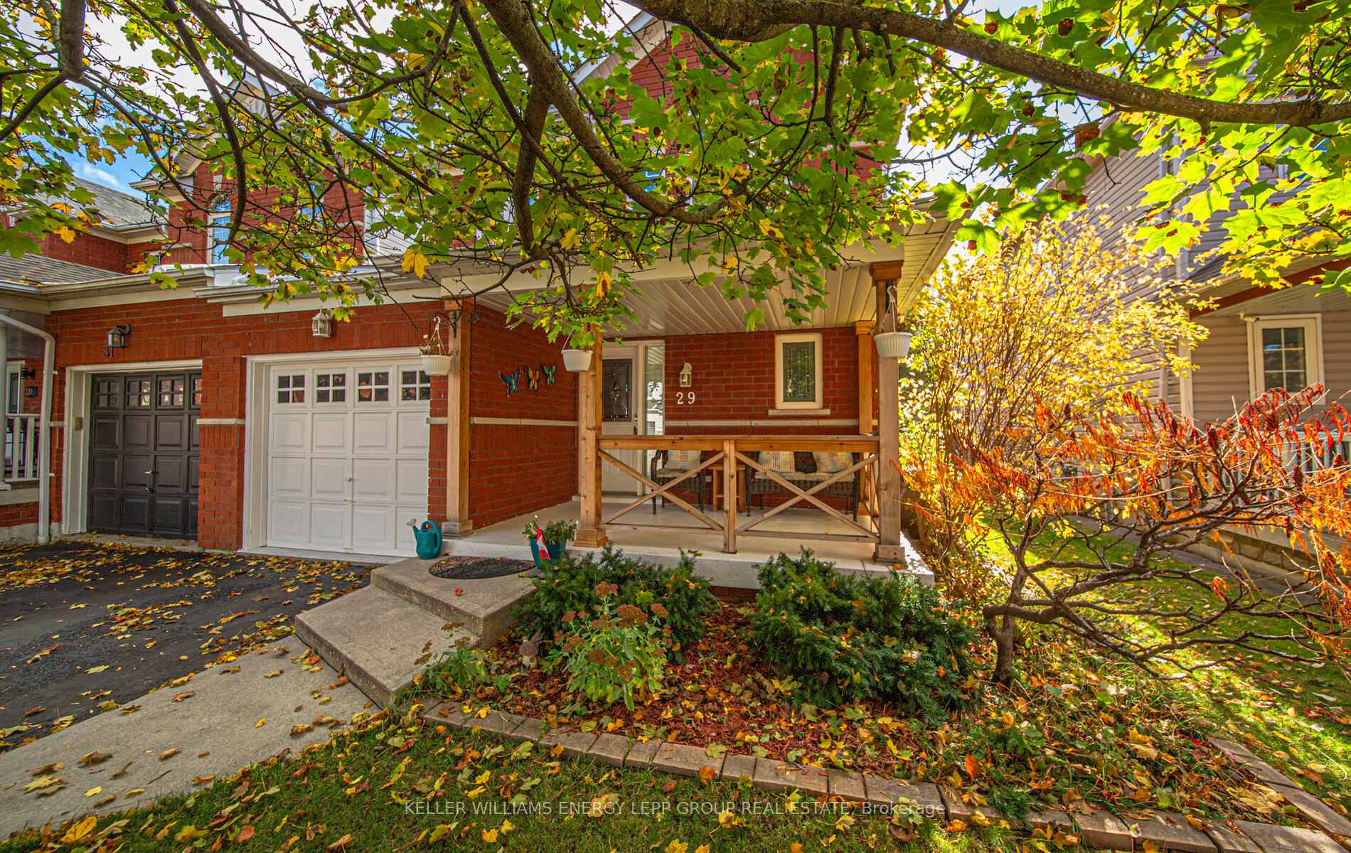 Photo 3 of 29 Primeau Avenue, Whitby, Brooklin — HOMEH