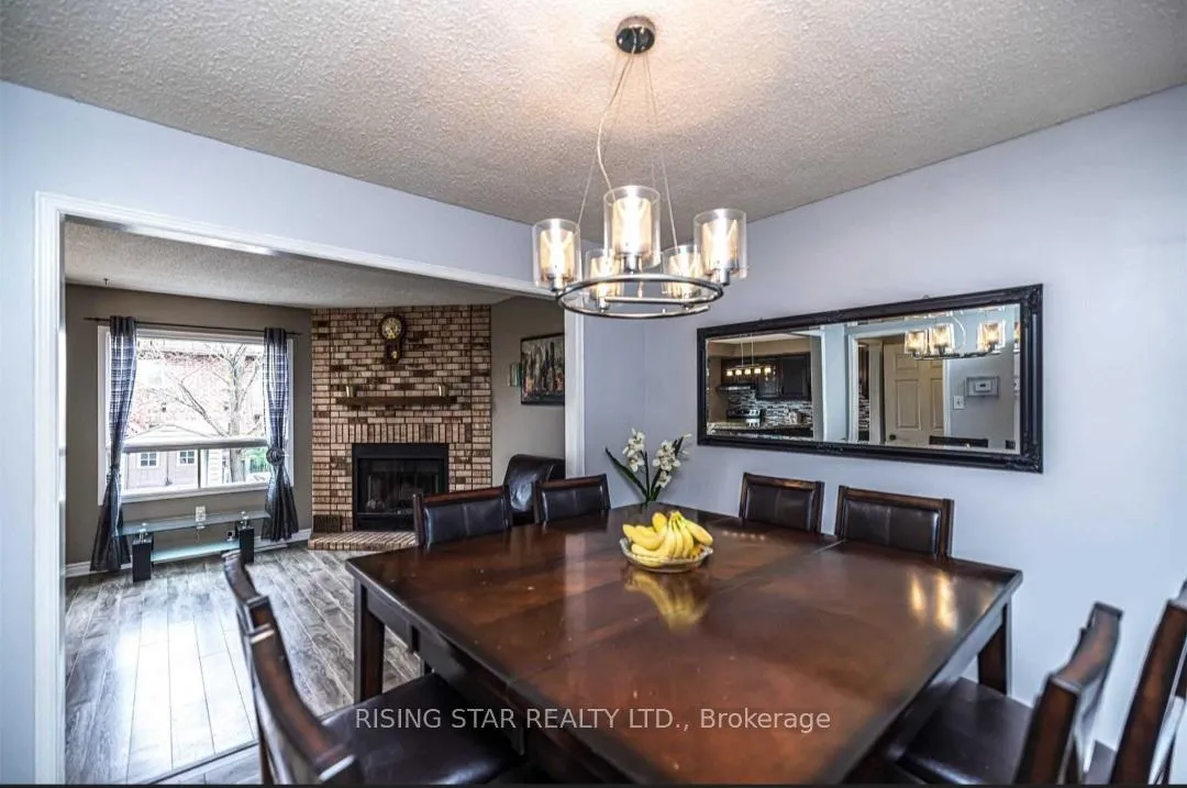 Photo 10 of 40 Delaney Crescent, Barrie, Northwest — HOMEH