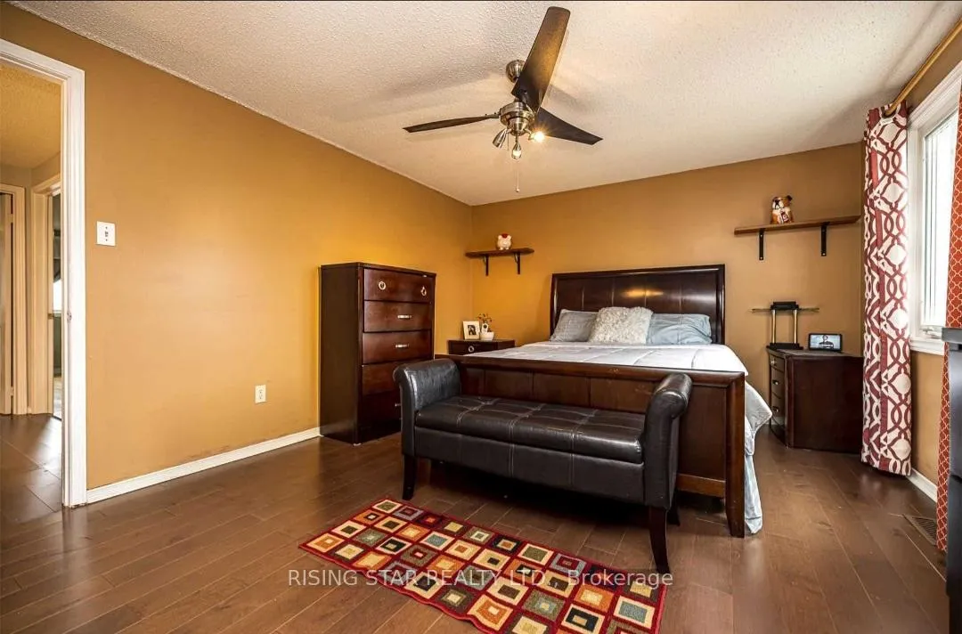 Photo 14 of 40 Delaney Crescent, Barrie, Northwest — HOMEH