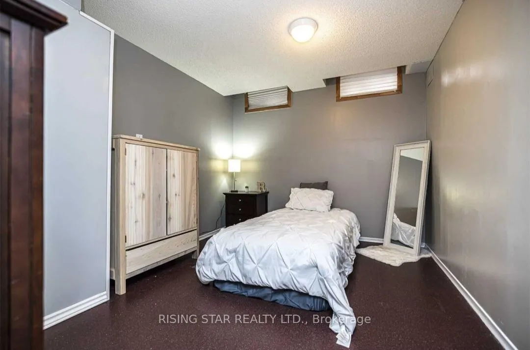 Photo 18 of 40 Delaney Crescent, Barrie, Northwest — HOMEH