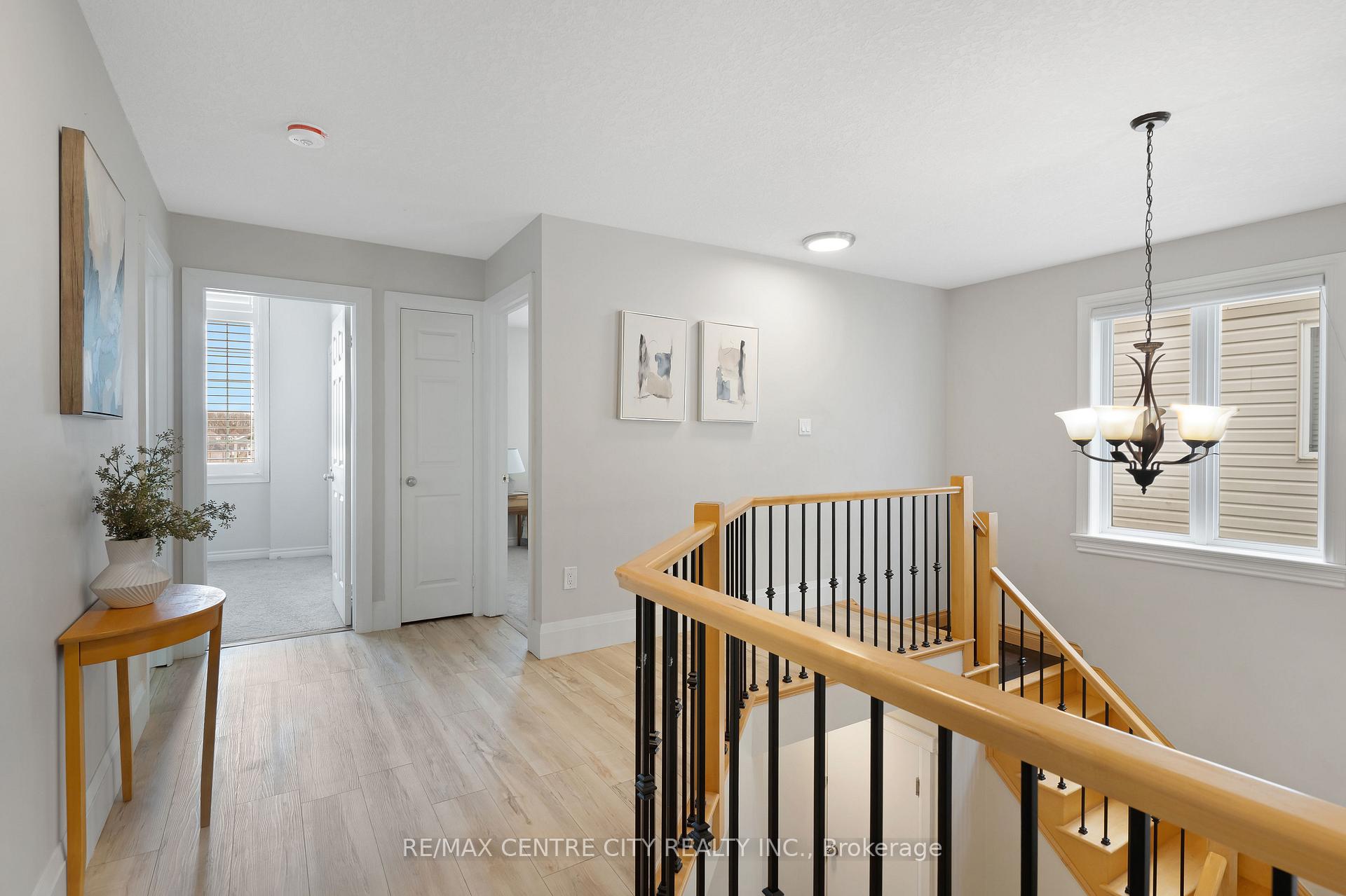 Photo 18 of 440 Sauve Crescent, Waterloo, Clair Hills — HOMEH