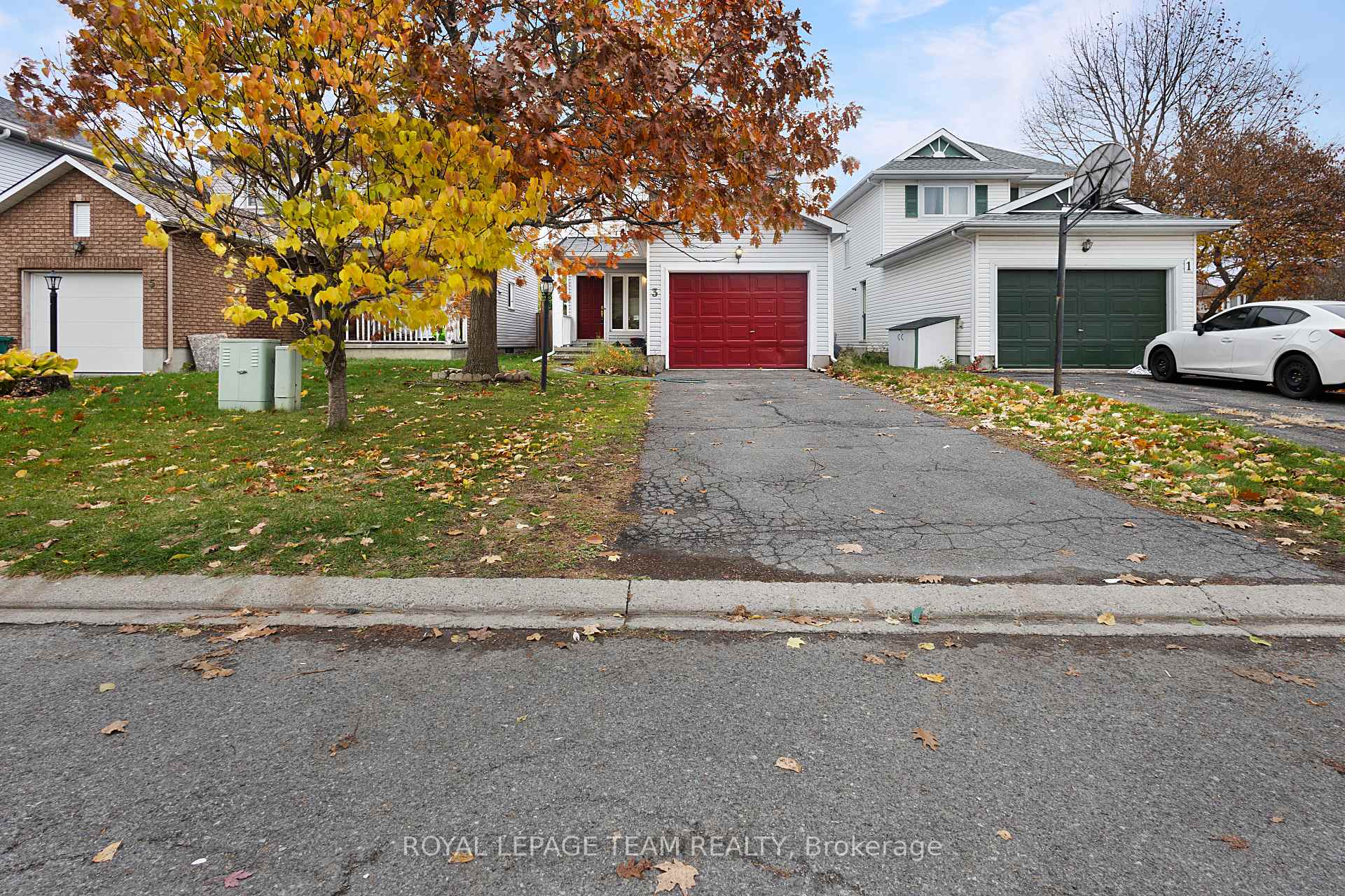 Photo 3 of 3 Cottingham Street, Ottawa, Barrhaven East — HOMEH