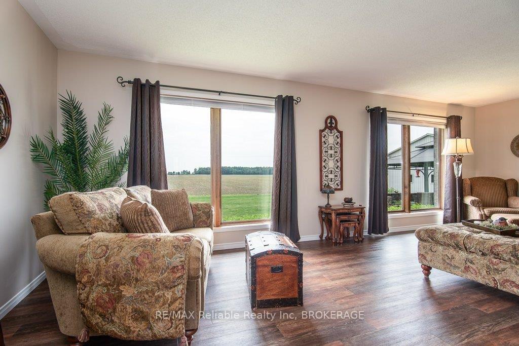 Photo 5 of 3347 164 Road, West Perth, Fullarton — HOMEH