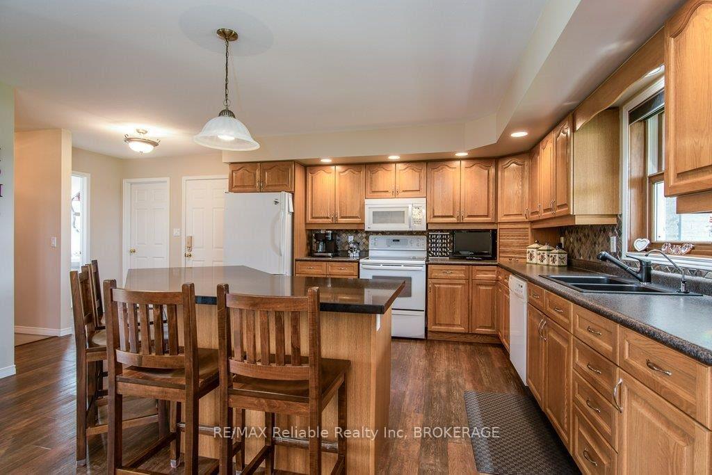Photo 7 of 3347 164 Road, West Perth, Fullarton — HOMEH