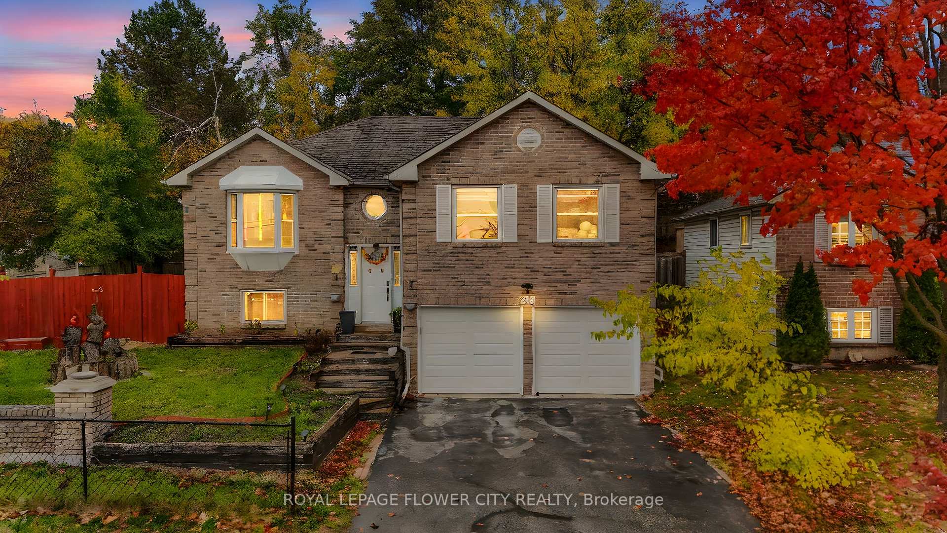 Photo 17 of 210 Edgehill Drive, Barrie, Letitia Heights — HOMEH