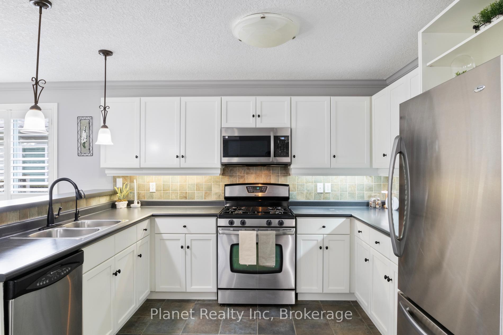 Photo 11 of 23 Muscovey Drive, Woolwich — HOMEH