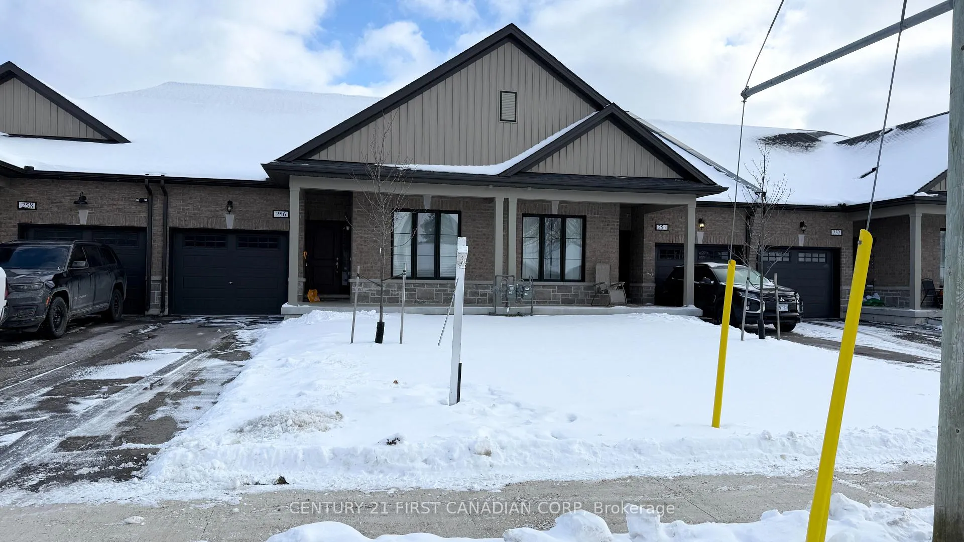 Photo 2 of 256 Middleton Street, Zorra, Thamesford — HOMEH