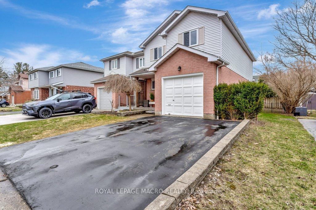 Photo 2 of 466 B Exmoor Street, Waterloo — HOMEH