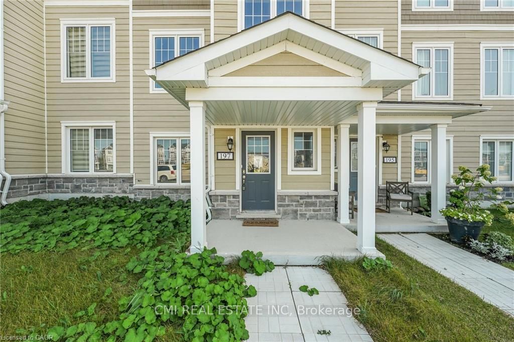 Photo 2 of 197 Village Gate, Wasaga Beach — HOMEH