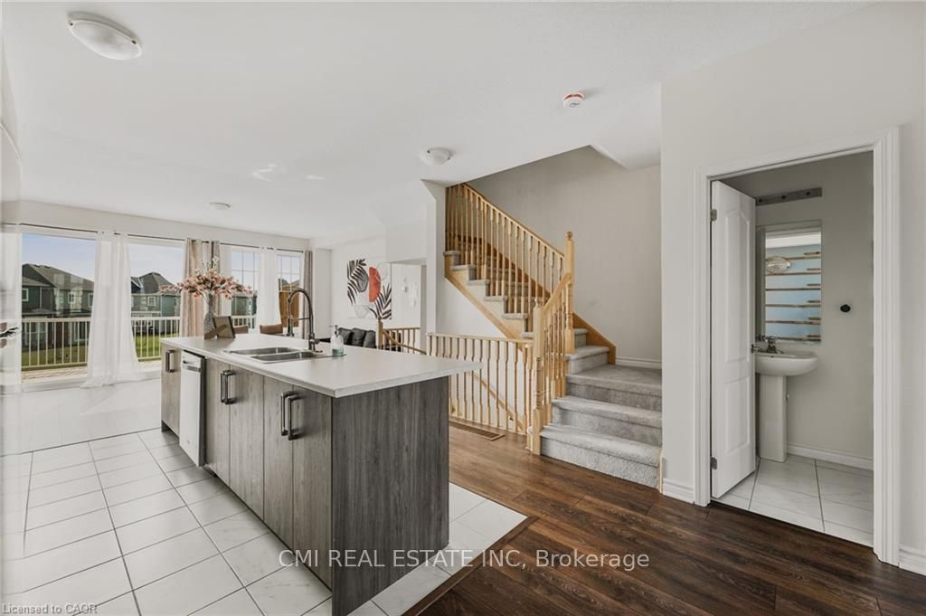 Photo 19 of 197 Village Gate, Wasaga Beach — HOMEH