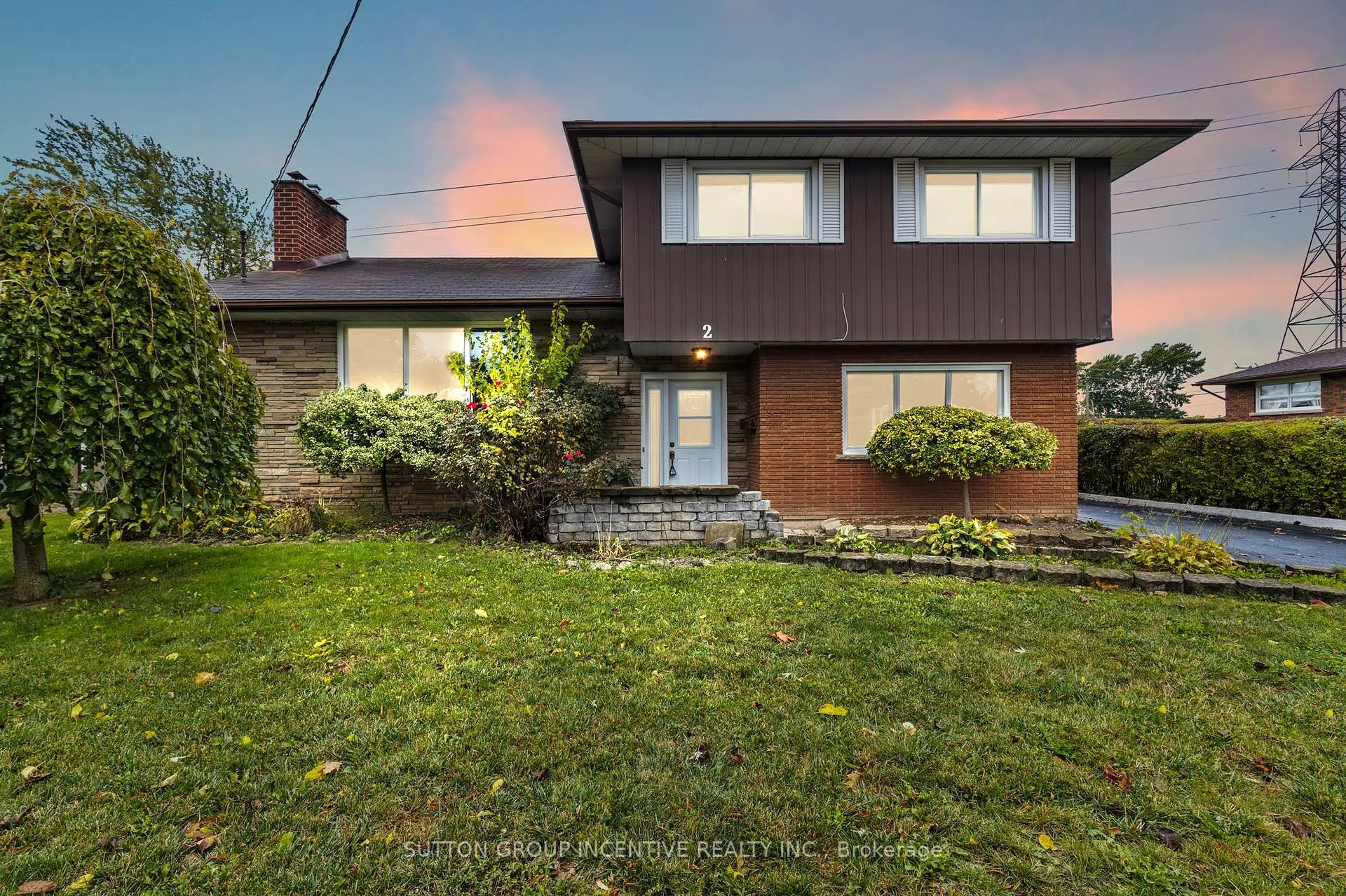 Front of 2 Hendershot Avenue