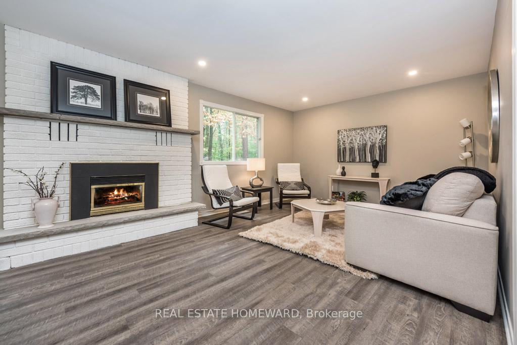Photo 3 of Unit Back, 177 Browning Trail, Barrie, Letitia Heights — HOMEH