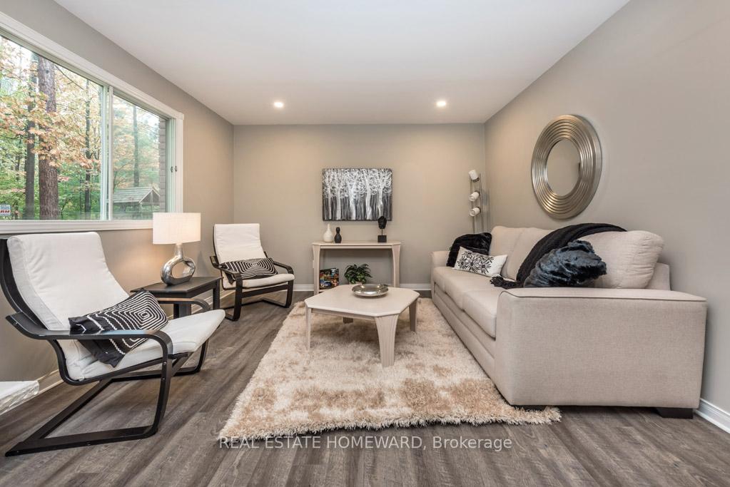 Photo 4 of Unit Back, 177 Browning Trail, Barrie, Letitia Heights — HOMEH