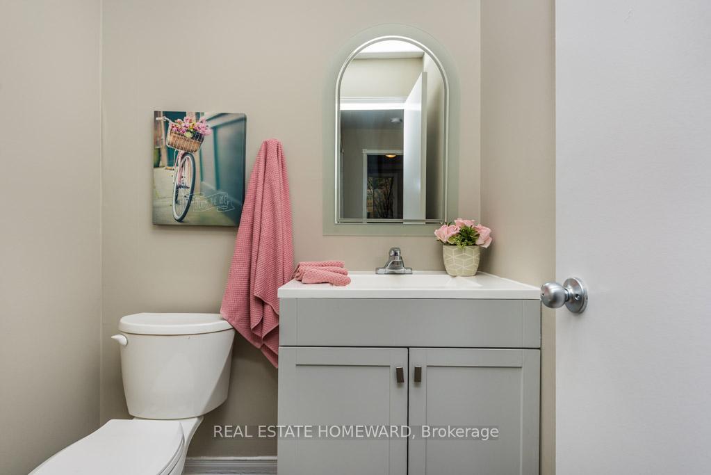 Photo 7 of Unit Back, 177 Browning Trail, Barrie, Letitia Heights — HOMEH