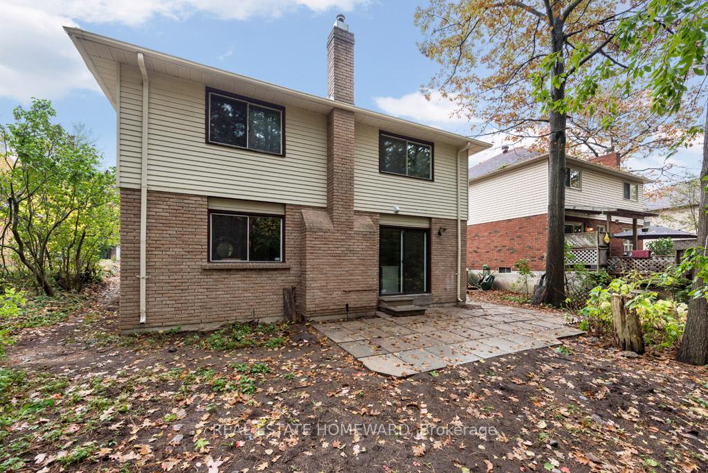 Photo 18 of Unit Back, 177 Browning Trail, Barrie, Letitia Heights — HOMEH