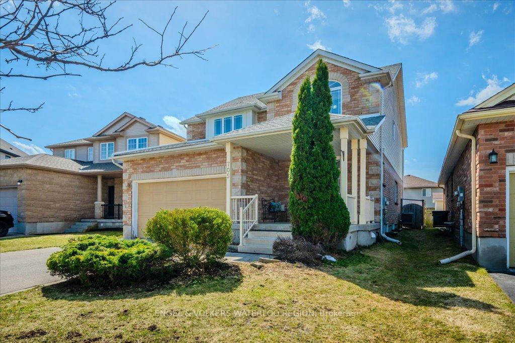 Photo 4 of 705 Breakwater Crescent, Waterloo — HOMEH