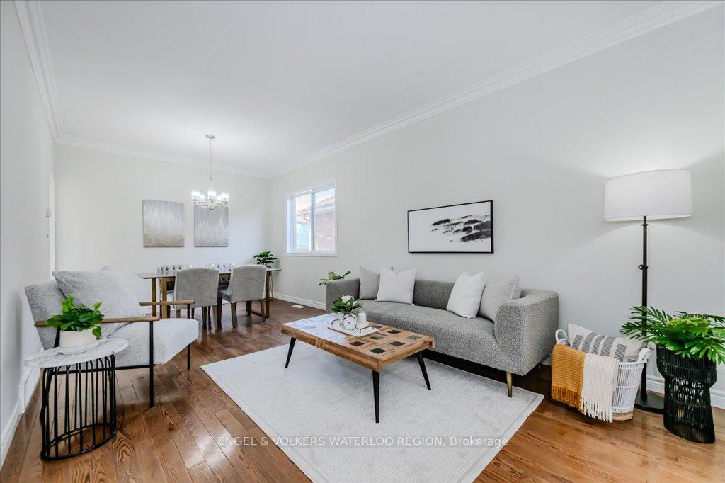Photo 10 of 705 Breakwater Crescent, Waterloo — HOMEH