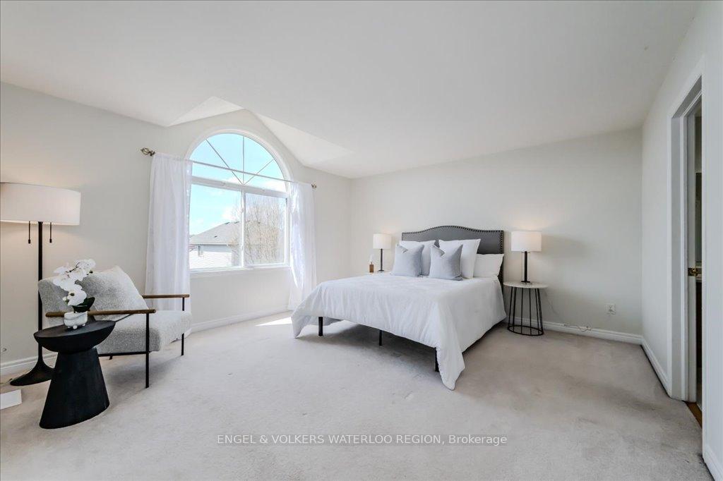 Photo 24 of 705 Breakwater Crescent, Waterloo — HOMEH