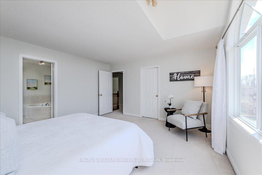Photo 25 of 705 Breakwater Crescent, Waterloo — HOMEH