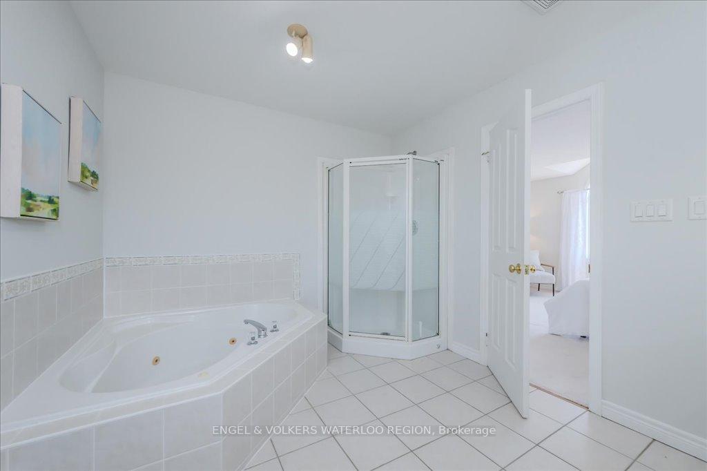 Photo 27 of 705 Breakwater Crescent, Waterloo — HOMEH