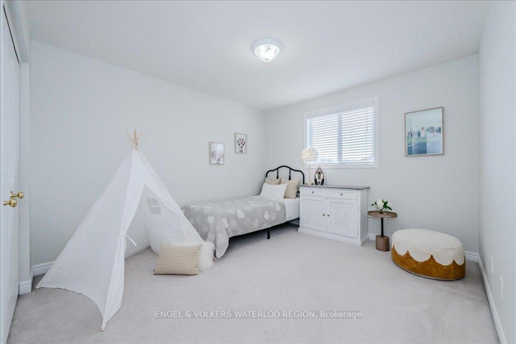 Photo 28 of 705 Breakwater Crescent, Waterloo — HOMEH