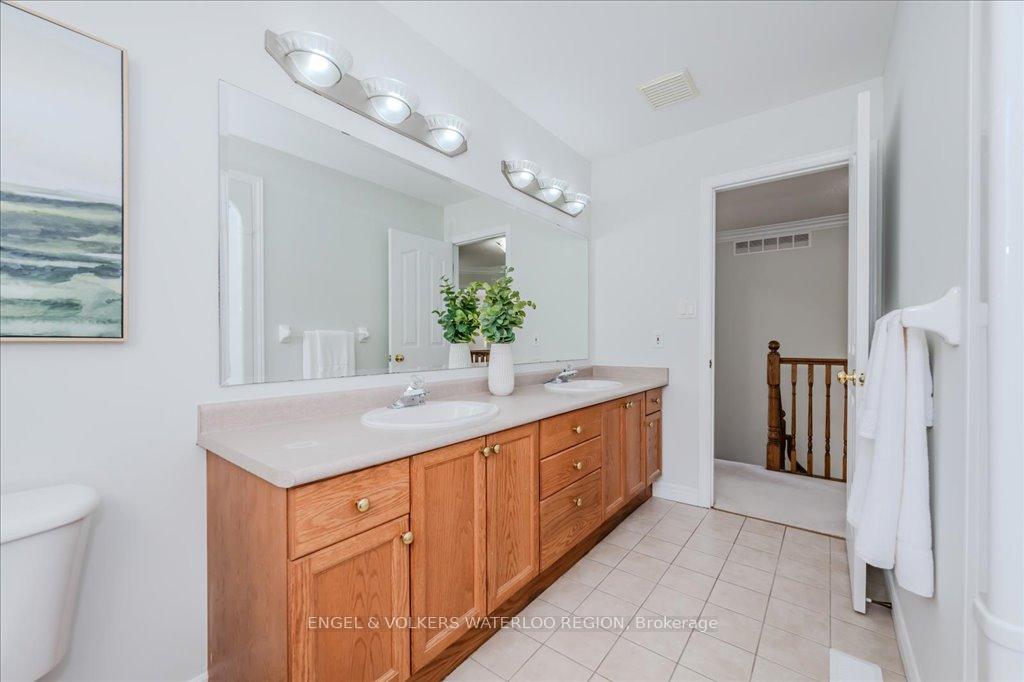 Photo 35 of 705 Breakwater Crescent, Waterloo — HOMEH